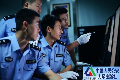 按住Ctrl键+鼠标滚轮缩放